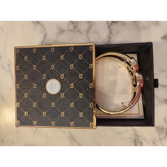 Color Street Gold Tone Rhinestone Encrusted CS Monogram Bracelet In Gift Box - Picture 3 of 6